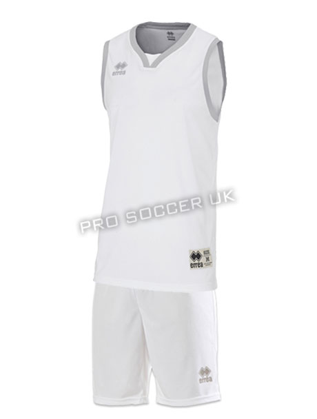 Errea California Basketball Kit